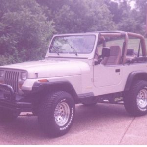 1995 YJ Rio Grande 32x12.50