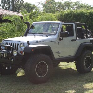 2007 Rubicon w/ 37