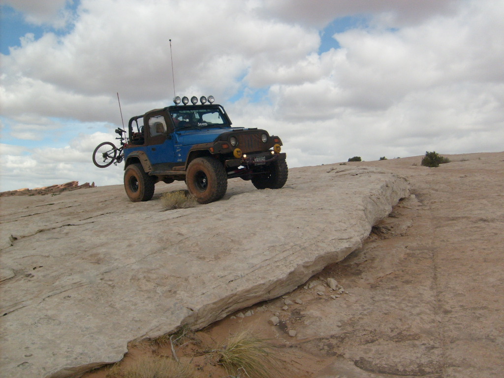 '99 jeep wrangler sport n' baby ledge