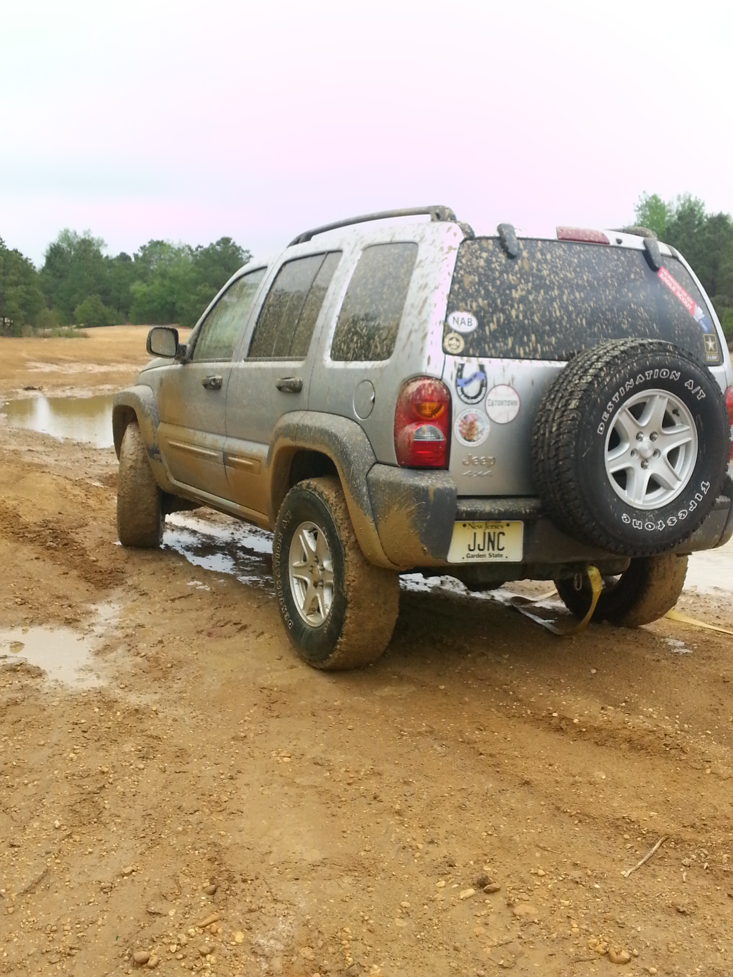 Jeep Liberty offroad